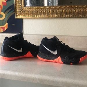 Kyrie 4 men size 10